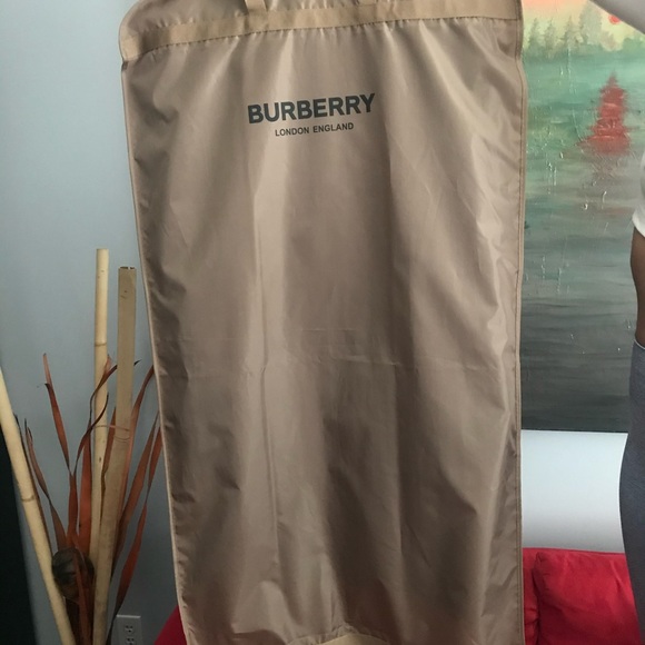 Burberry - London England - down filled trench - Picture 6 of 9